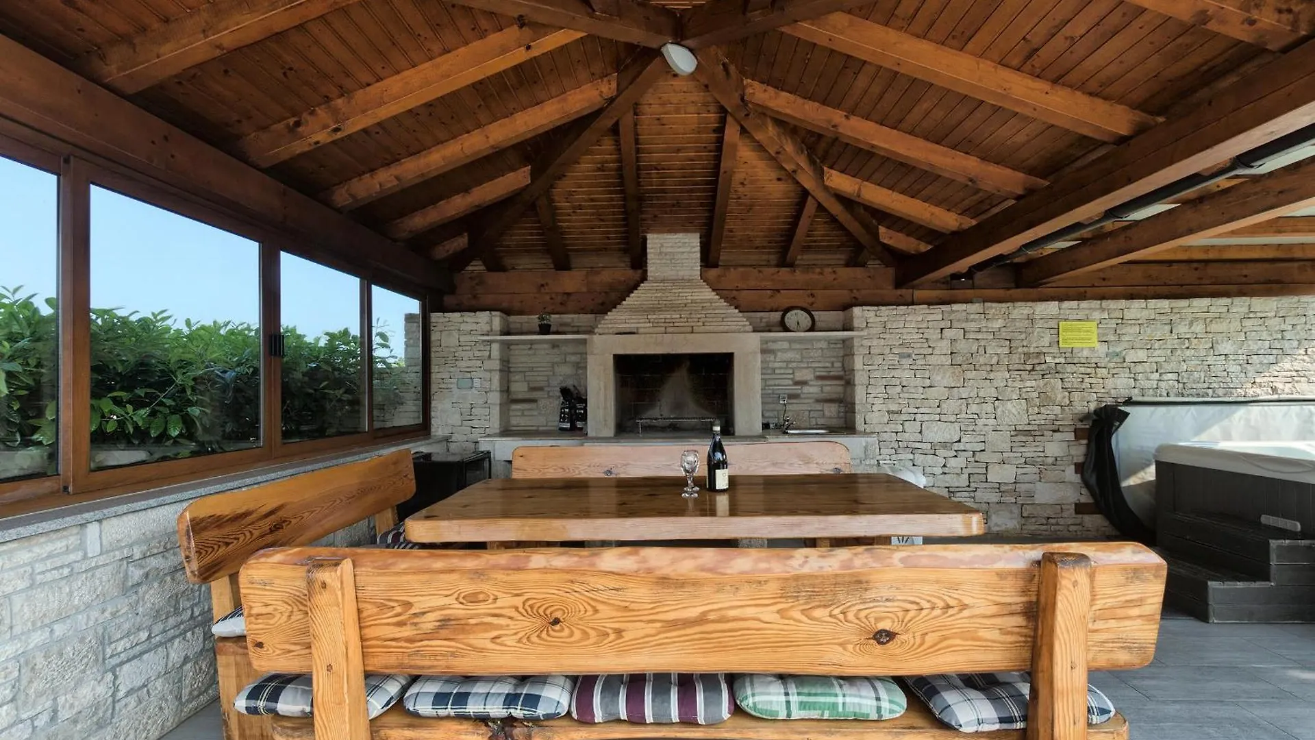 Villa Stokovci In Central Istria For Families And Kids With A Large Garden And Playground Svetvinčenat